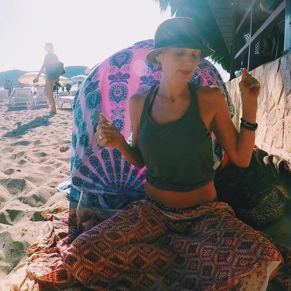 Meet your Posher, Heather - Picture 1 of 1